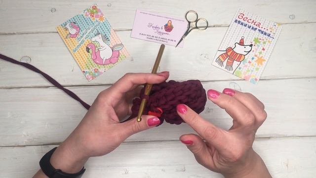 МК Корзинка-ракушка из трикотажной пряжи. Вязание крючком. смотреть онлайн