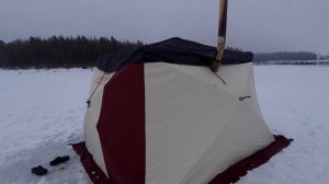 #Рыбалка#Зима#Ночь#Палатка Один в палатке ночью на льду.