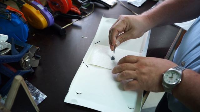 Как правильно собирать феромонную ловушку "Дельта"
