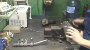 изготовление кронштейна для установи насоса-дозатора на самодельный минитрактор часть 2