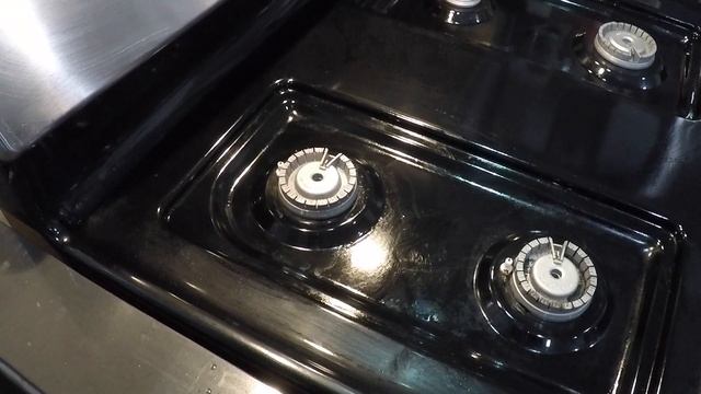How To Clean A Black Stove Top - One Little Secret! смотреть онлайн