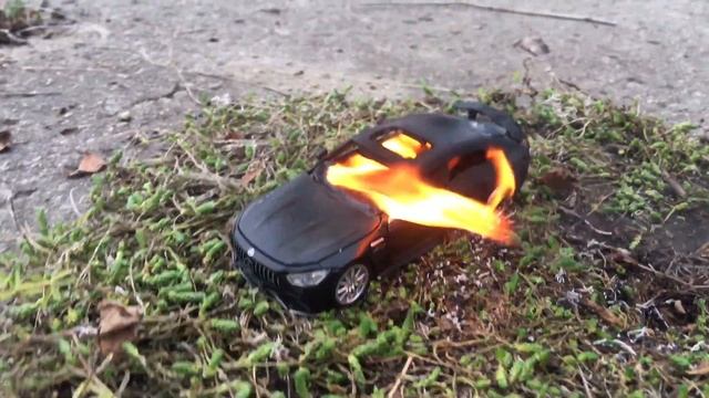 СЖЕГ МЕРСЕДЕС ЛИТВИНА смотреть онлайн