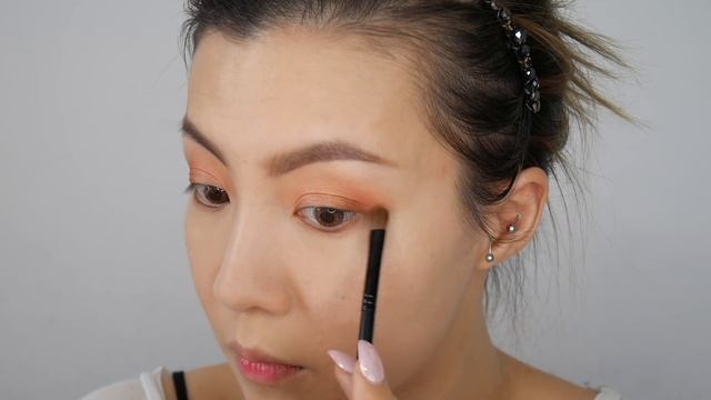 陪我玩新化妝品 (Tom Ford, Too Faced Peach Palette, Rainbow Highlighter) | HIDDIE T смотреть онлайн