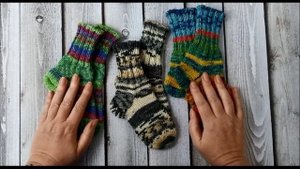 Детские вязаные носки из пряжи Opal