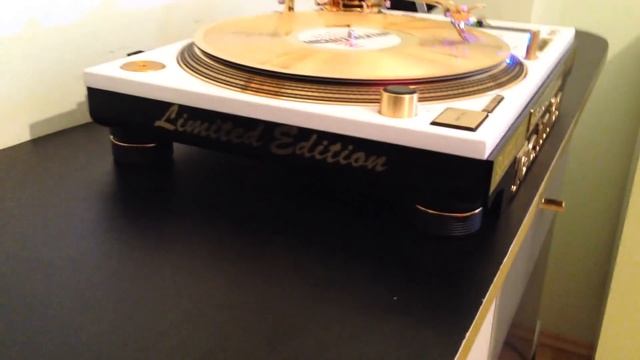 Technics SL-1200GLD Gold "Unikat" White Limited Edition LTD смотреть онлайн
