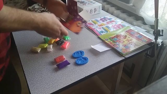 Распаковка "Воздушный пластилин для лепки Kite Jolliers 12 шт (K19-135)" смотреть онлайн