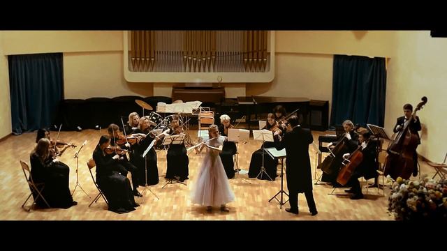 S. Mercadante Concerto F-dur Evangelina Mahrinova flute