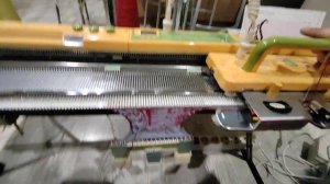 Вязальная машина электронная Сильвер рид Silver reed sk 562. Жаккард