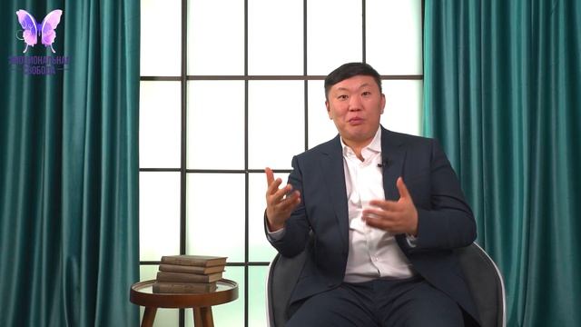 Мужская измена Что делать? Почему изменяет муж? Мужчины полигамны? Или моногамны? психолог Игорь Ки смотреть онлайн