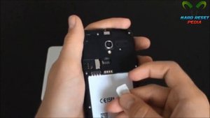 Alcatel One Touch Pop 3 (5) Insert the SIM card