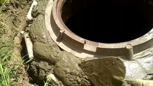 установка канализационного люка на септик