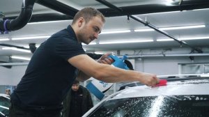 Оклейка кузова, салонных элементов BMW GT пленкой LLumar