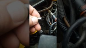 Сломанная свеча накала. Рено кенгу 1.9D 2000г. ( Как высверлить свечу накала)