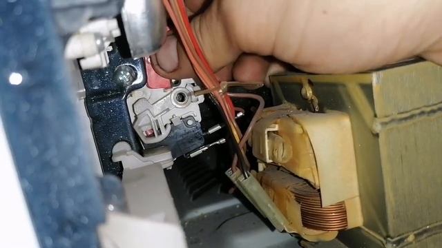 Микроволновая "Печь Samsung', Сгорел Предохранитель... смотреть онлайн