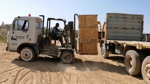 После просмотра удивляешься, какими бывают погрузчики в мире. Практичный погрузчик своими руками.