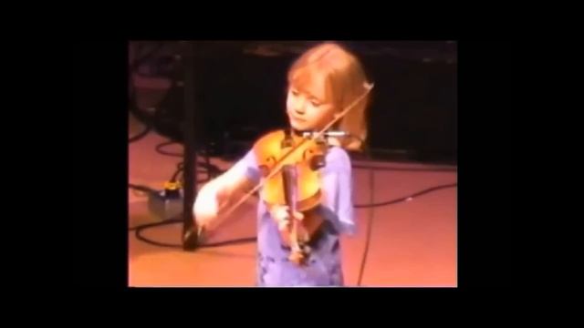 7 Year Old Fiddler Laura Watson Pts 1 & 2 HD смотреть онлайн