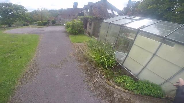 CASA LINDA EM GUILDFORD | HONDA PAN EUROPEAN ST 1100 смотреть онлайн