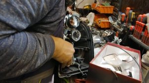 Улучшение света на автомобиле Kia Carnival - Замена LED на светодиодные модули от Aozoom