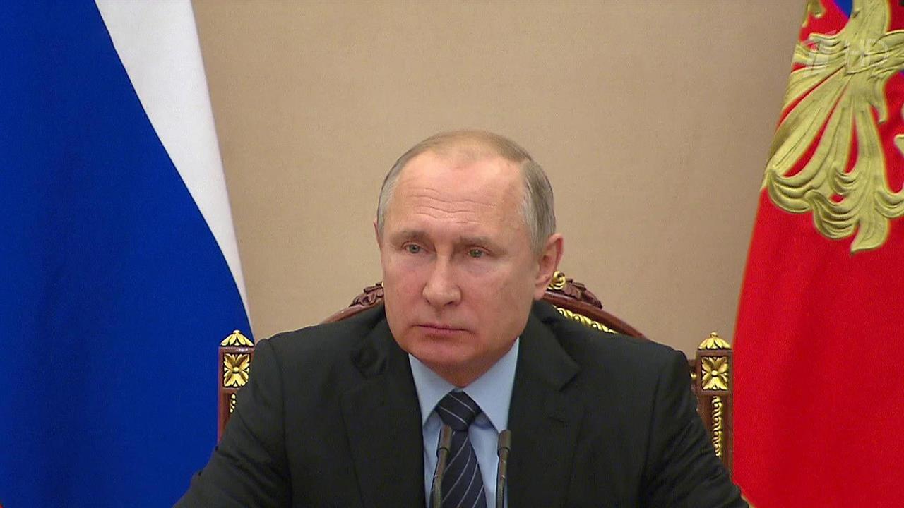 Подготовку поручений по итогам послания Федеральному собранию Владимир Путин обсудил с постоянным...