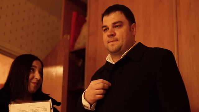 Как красный цвет влияет на выбор квартиры? смотреть онлайн