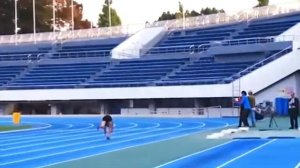 БЕГ НА ЧЕТВЕРЕНЬКАХ