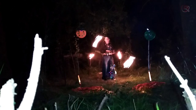 огонь, танцы в лесу смотреть онлайн