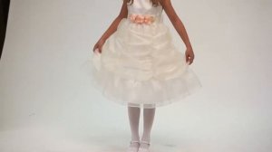 Нарядные платья для девочек на выпускной в детский сад