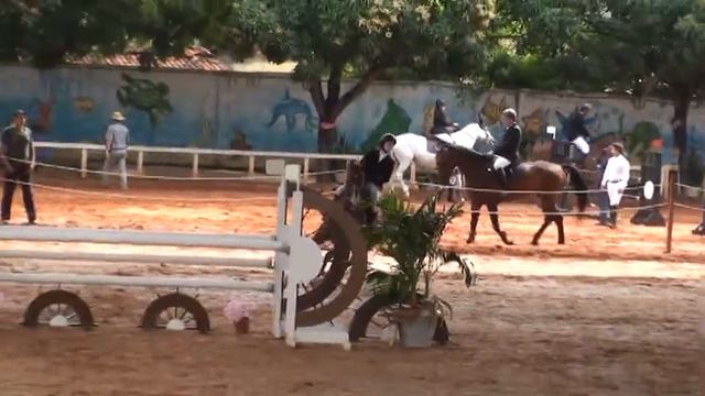 JULIANA AVELAR- BAMBINA FORTALEZA 2013 - 1 DIA смотреть онлайн