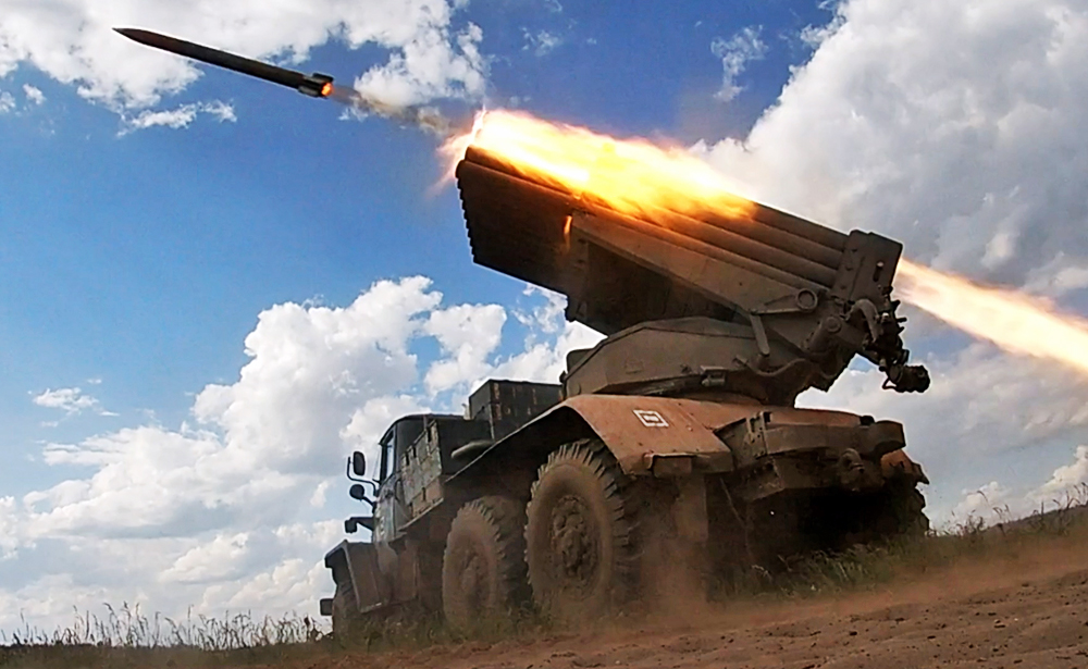 Минобороны показало работу "Градов" в зоне СВО / События на ТВЦ