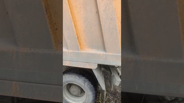 Самосвал SHACMAN SX3258DR384 смотреть онлайн