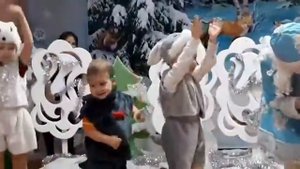 Танец Зайчиков МДОУ №33