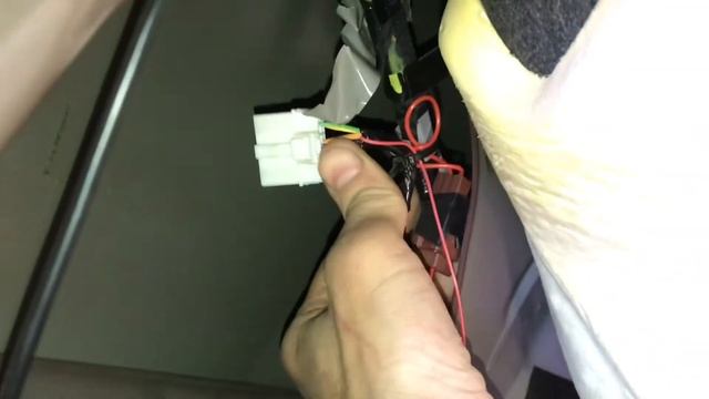 Разъём фаркопа Ниссан кашкай. Точки подключения электрики фаркопа на Nissan QUASHQAI. Разъём прицеп смотреть онлайн