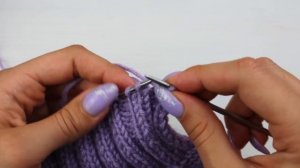 ПЕРВЫЕ вязаные ТАПОЧКИ спицами. Самая простая модель без шва на подошве!