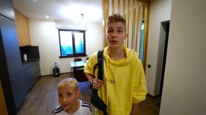 11 часов в дороге... Мама ЗАИНТРИГОВАЛА.