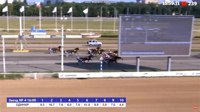 6.08.2022г Москва Жеребцы и Кобылы 3-х лет 1600м смотреть онлайн