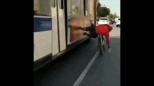 Как сделать крутейший, но опасный трюк на велосипеде