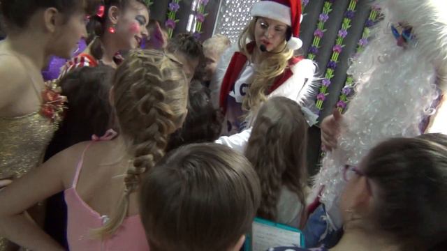 Новый год "На стиле". Уссурийск, школа №32, 4 "В" класс смотреть онлайн