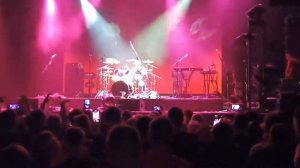 Соло на барабанах. Алиса.