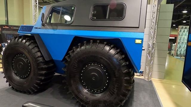 Дерзкий вездеход Лесник-Турист, небольшой обзор с выставки "Вездеходер 2021"
