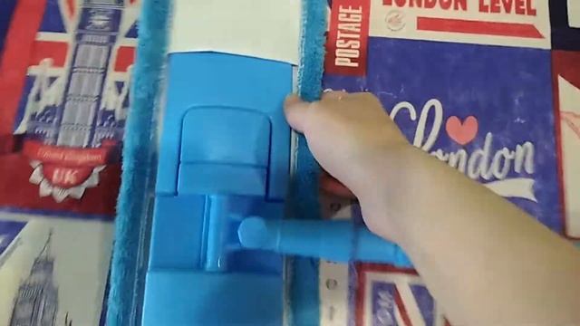 Швабра для пола PERFECTO LINEA Solid с насадкой из микрофибры голубая Видеоотзыв (обзор) Алексея смотреть онлайн