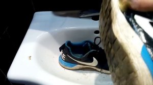 Как очистить белую подошву от грязи до блеска