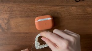 Чехол из бусин для наушников ? с разъемом для подзарядки #чехолизбусин #избусин #своимируками