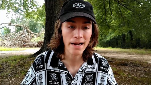 Trying Snus for the First Time (40k Sub Special) смотреть онлайн