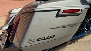 2023 Harley-Davidson FLHXSE CVO Street Glide 121 in Dark Platinum with Pinstripe Bike of the Week