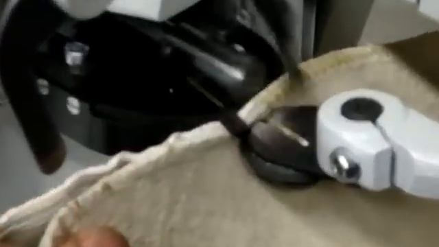 Как шить сапогы UGG - Машина Strobel.flv смотреть онлайн