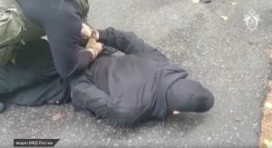 Появилось видео задержания подозреваемых в убийстве в Брянске двух человек в 2017 году