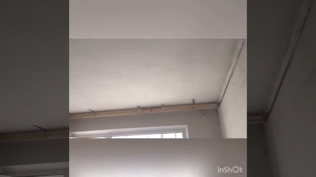 Глянцевый натяжной потолок с нишей по карниз смотреть онлайн