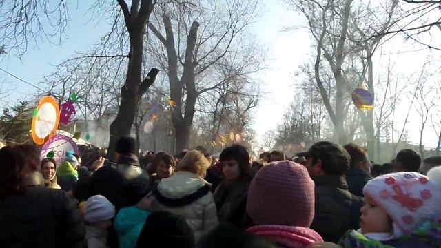 Масленица в Ростове парк М. Горького, Большие очереди ко всему смотреть онлайн