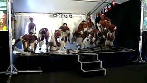 Зулусские танцы, фан-зона в Дурбане (ЮАР)