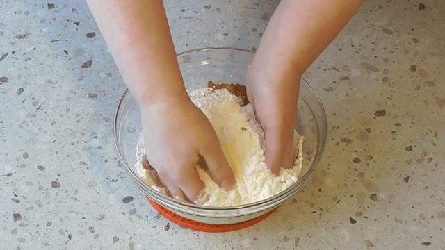 Печенье "Улыбка" - нарисовала смайлик подручными средствами смотреть онлайн